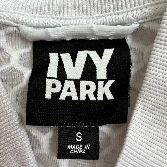 See Description!!! Beyoncé Ivy Park Hexagon Mesh White Bomber Jacket Size S - Picture 9 of 12